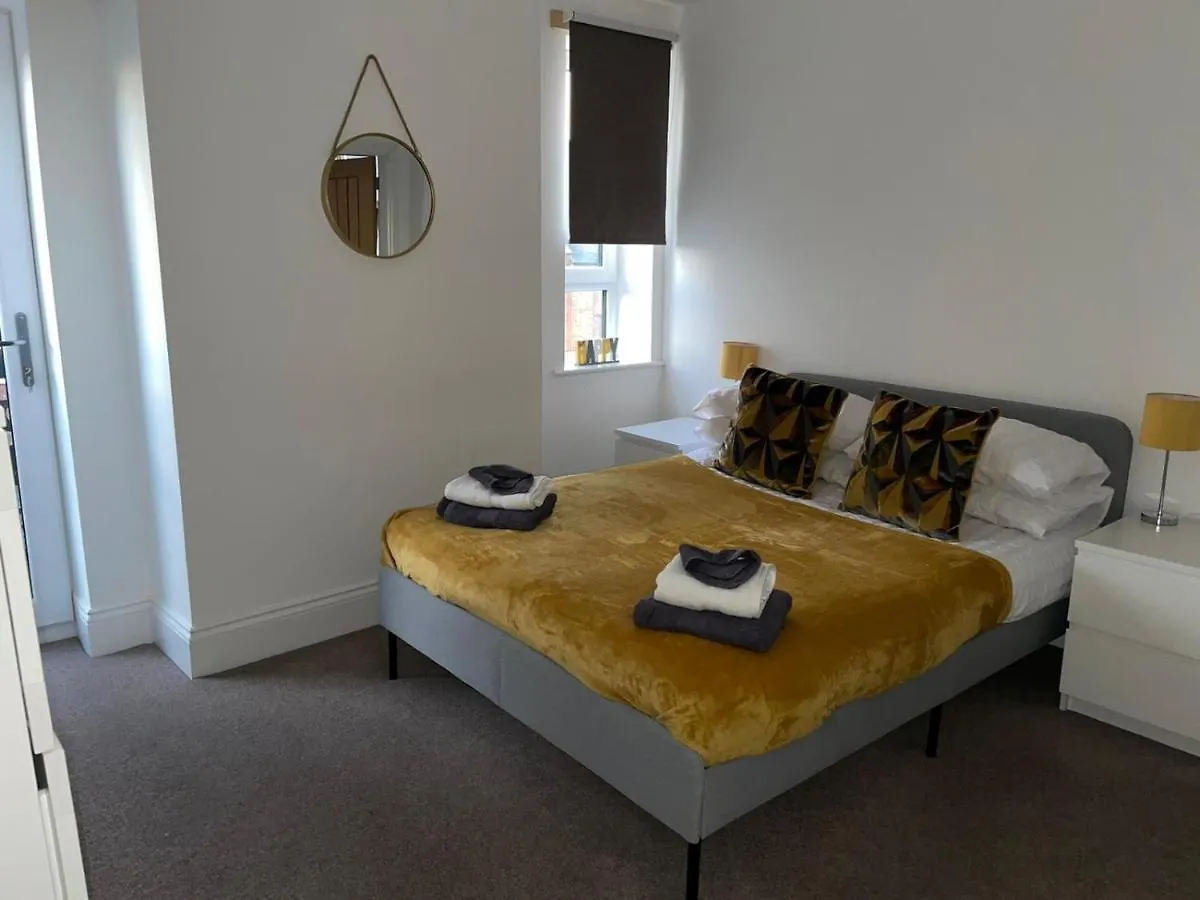 City Centre Duplex Sleeps 4 #H9 킹스턴어폰헐