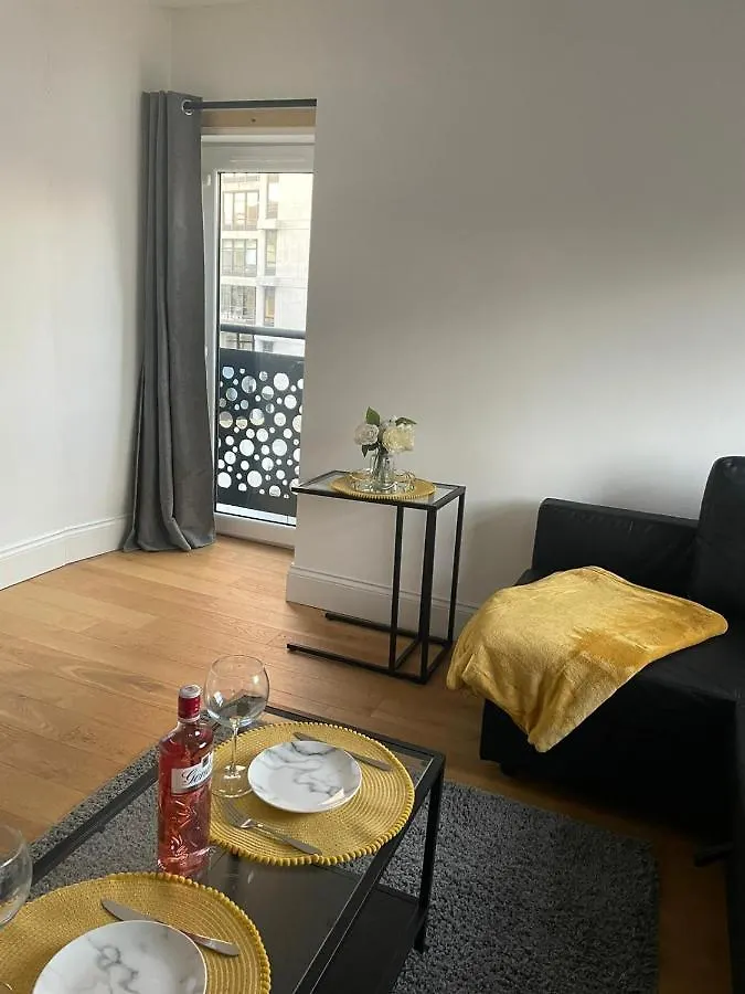 City Centre Duplex Sleeps 4 #H9 킹스턴어폰헐