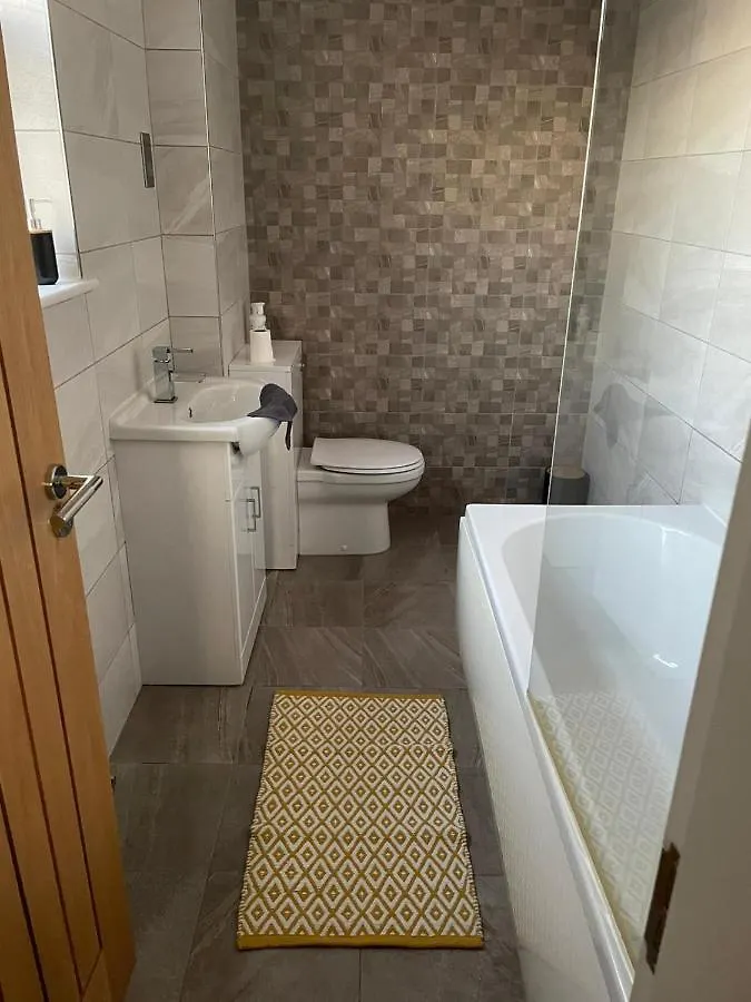 City Centre Duplex Sleeps 4 #H9 킹스턴어폰헐