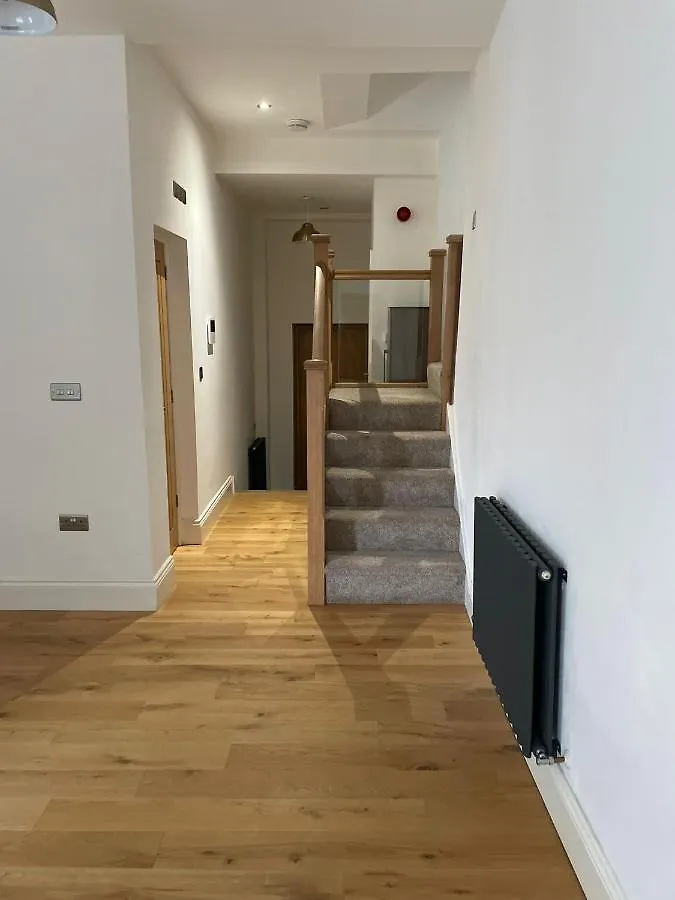아파트 City Centre Duplex Sleeps 4 #H9 킹스턴어폰헐